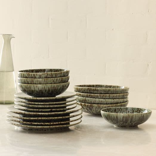 Tavi Stoneware Dinnerware Collection